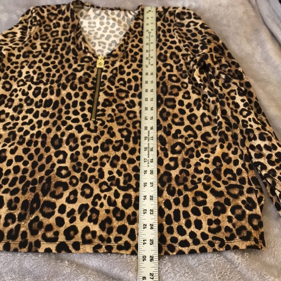 MICHAEL KOHRS Leopard Animal Print quarter zip soft blouse size Medium - Picture 7 of 16